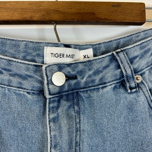 Tiger Mist COHEN JEAN Medium/Light Wash Baggy Fit Wide Leg Size 10 - Picture 5 of 12